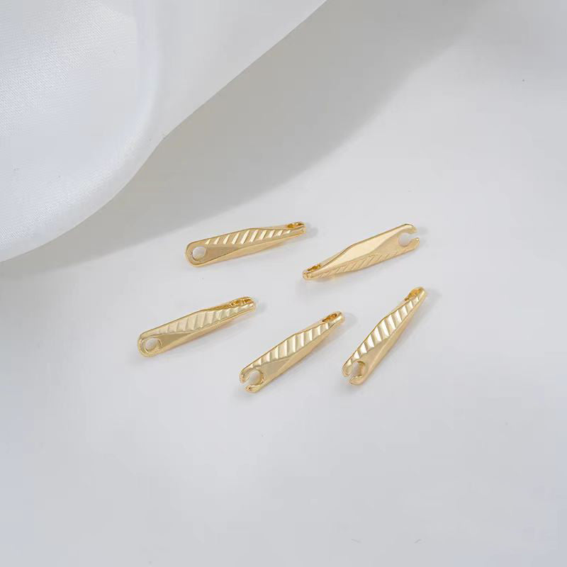 WG1081 10pcs Metal Rhombic stick beads for Jewelry DIY