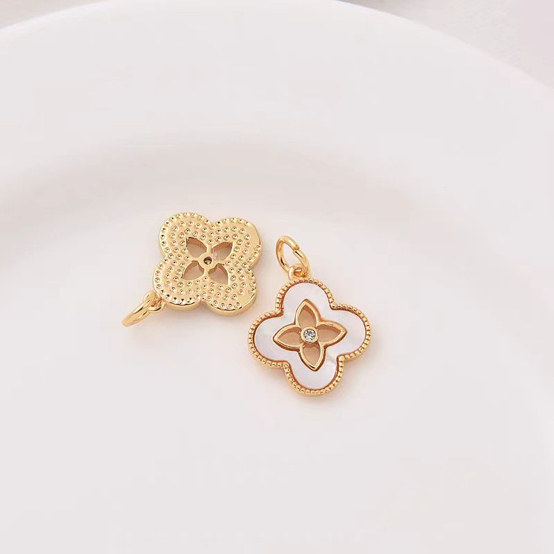 [WG1214] 14K Four Leaf Charm & Pendant