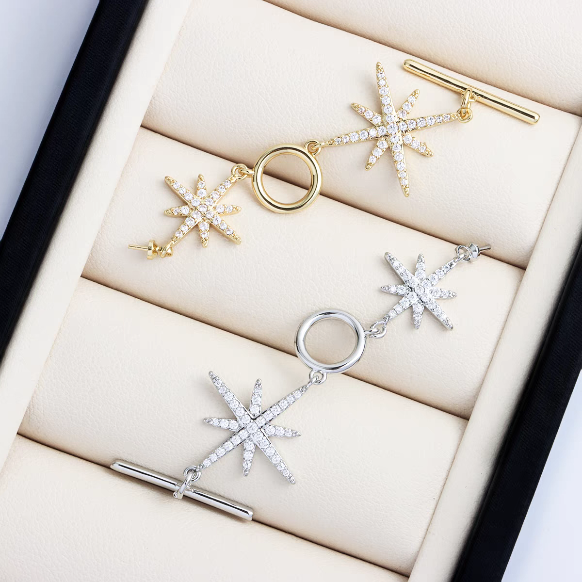 [WG1119]   Snowflakes OT Clasp silver and gold crystal
