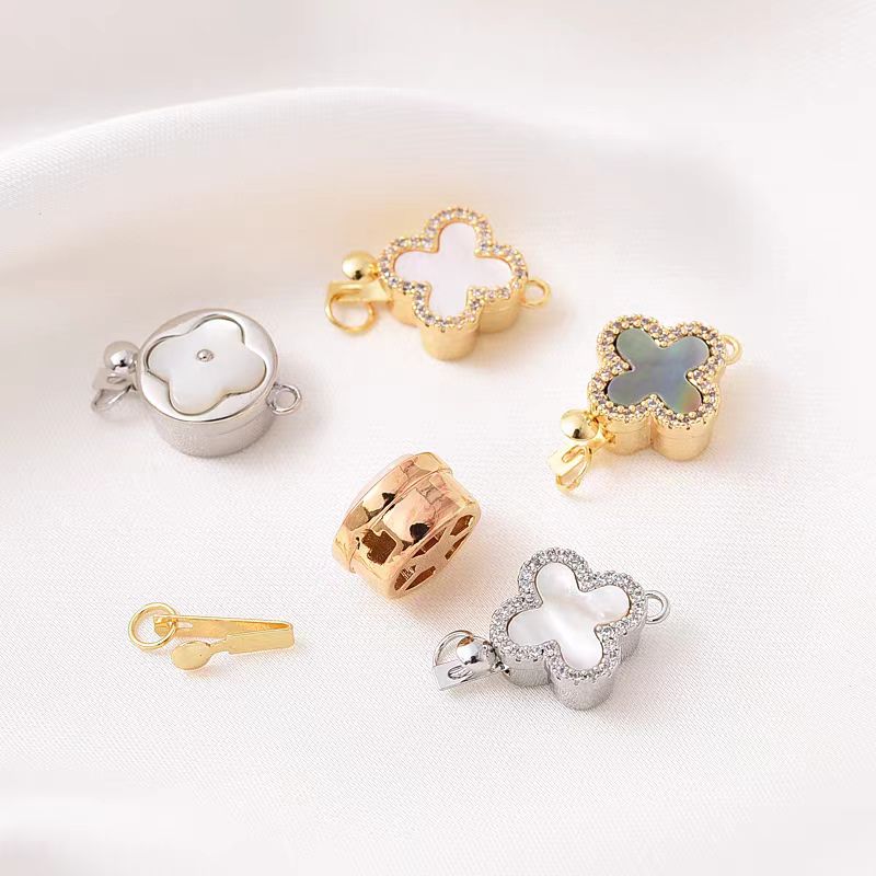 [WG1216] Four Leaf shell Clasp