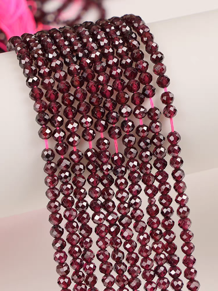 [WG1110] Multi- natural garnet facted beads 1 string for Jewelry diy