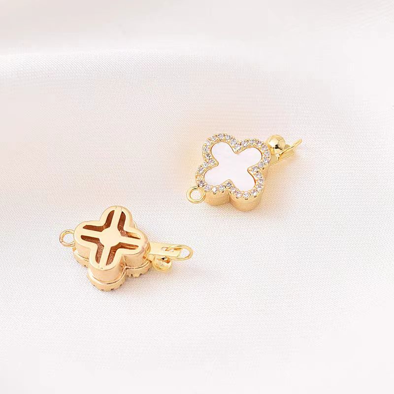 [WG1216] Four Leaf shell Clasp