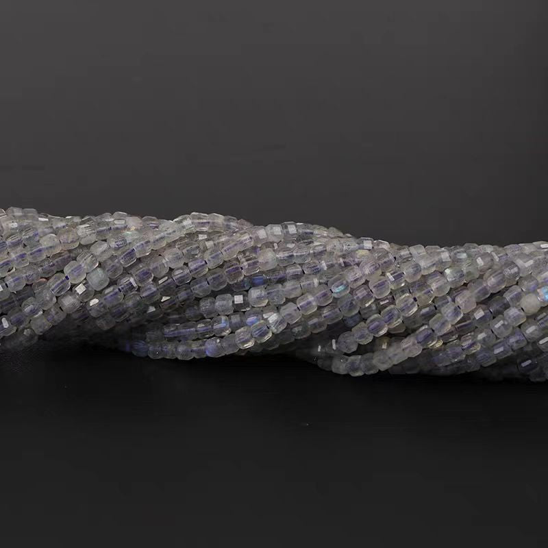 [WG1098] Natural Labradorite gemstone facted