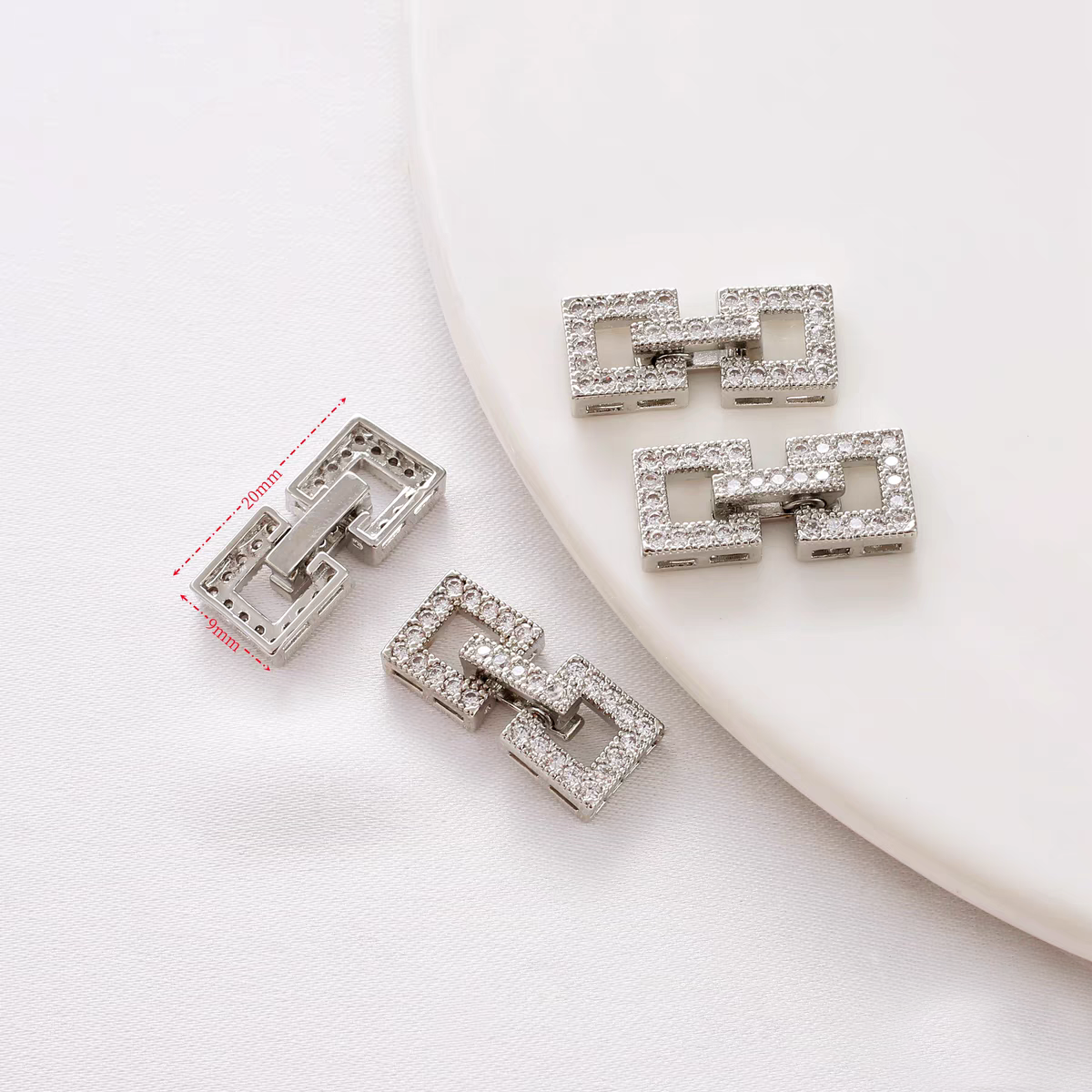 [WG1126] silver double row square clasp