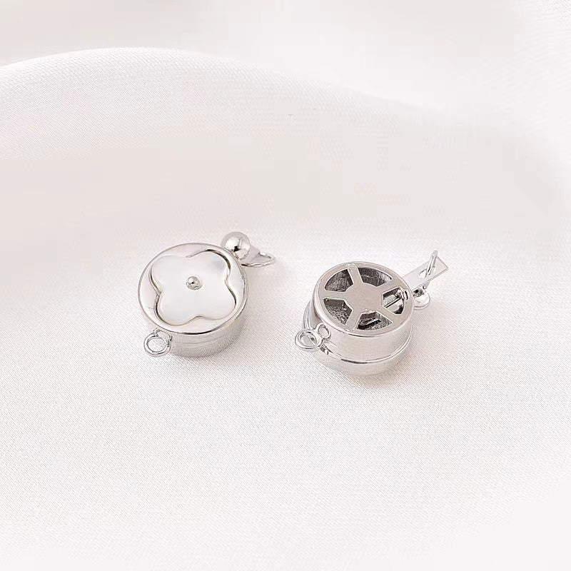 [WG1216] Four Leaf shell Clasp