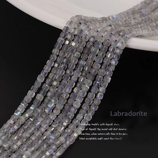 [WG1098] Natural Labradorite gemstone facted