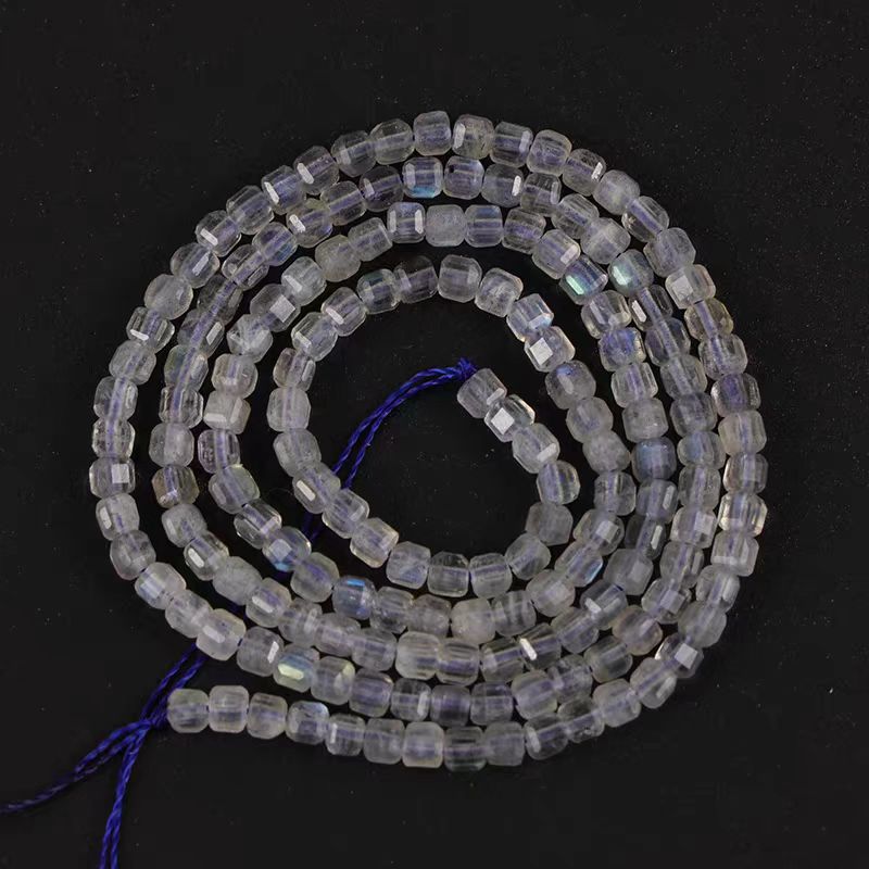 [WG1098] Natural Labradorite gemstone facted